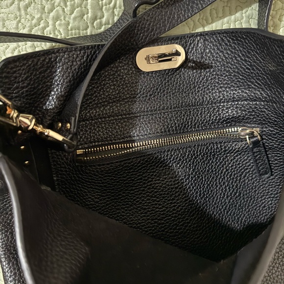 Authentic Valentino Garavani bag - Picture 5 of 5